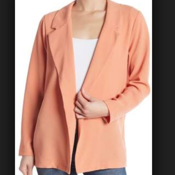 lush crepe blazer